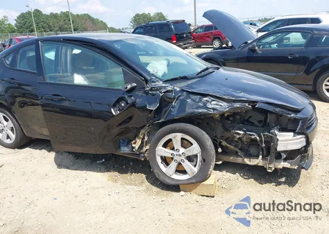 2015 Dodge Dart Sxt z USA, uszkodzony, nr VIN 1C3CDFBB4FD352314